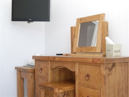 Old Riverview Guest House Earith 외부 사진
